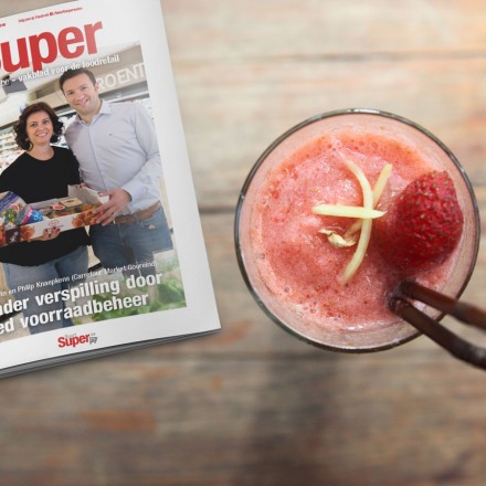  - mockup super magazine juni 